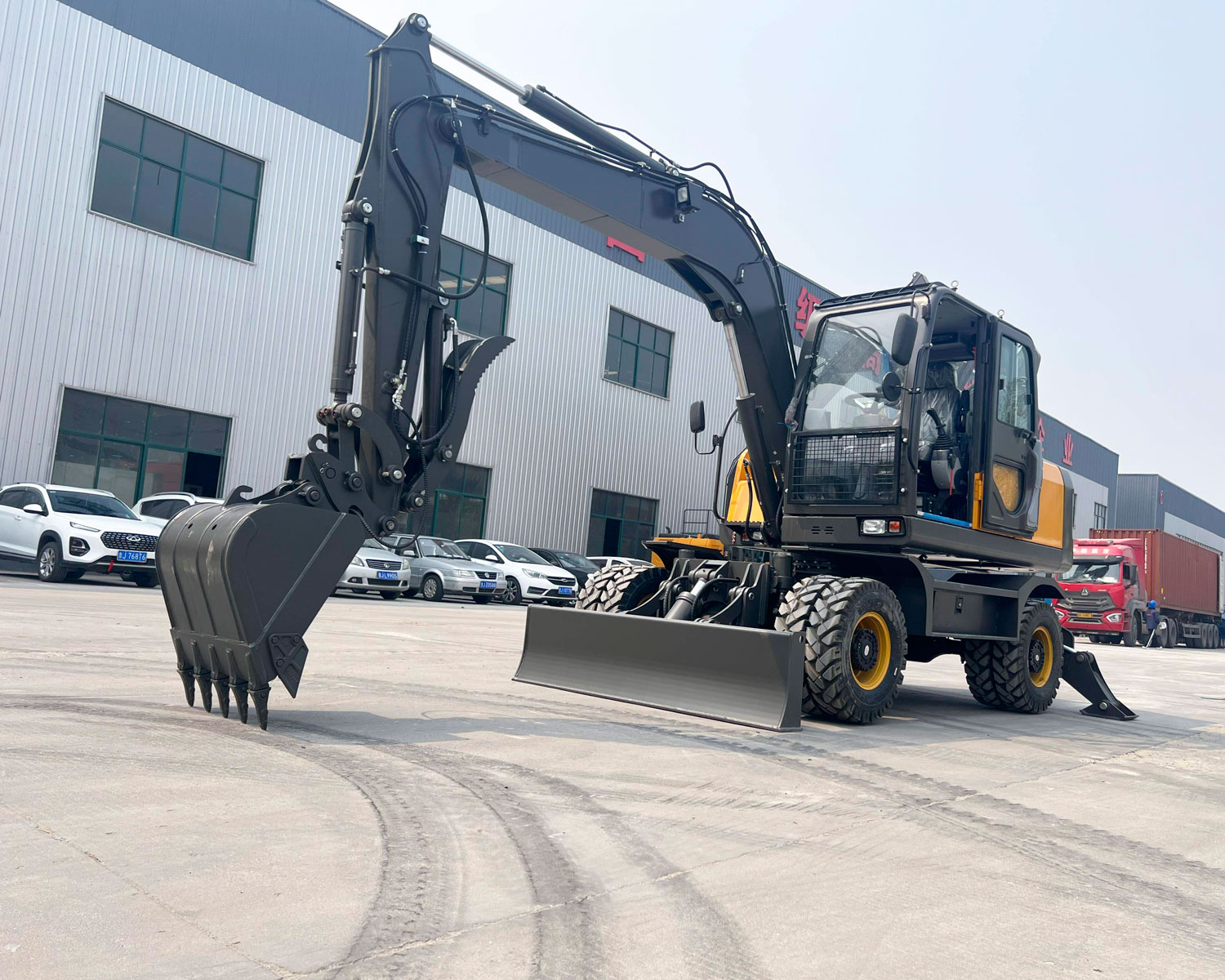 8 ton wheel excavator