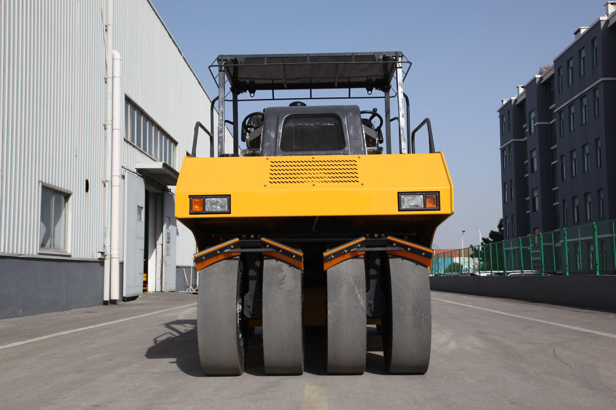 municipal road compaction machinery