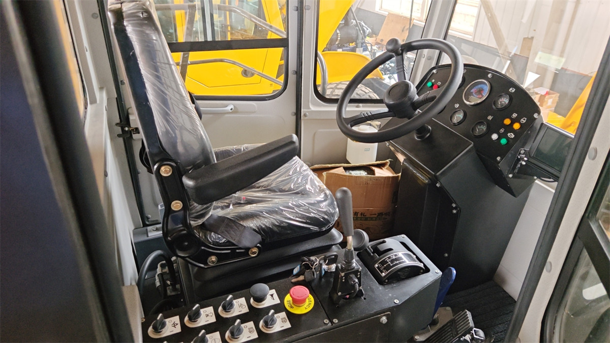 Garbage Compactor Cab