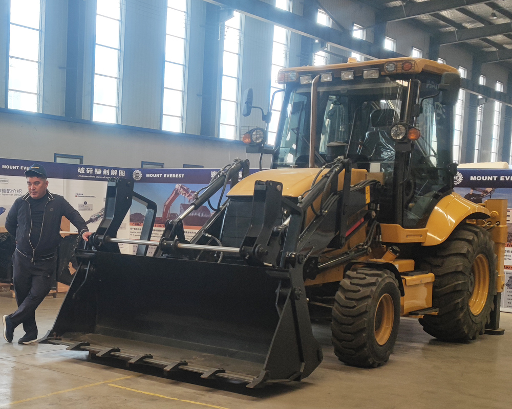 100HP backhoe loader