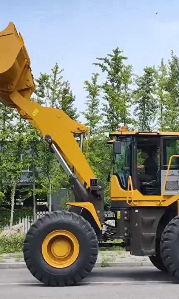 L953 loader